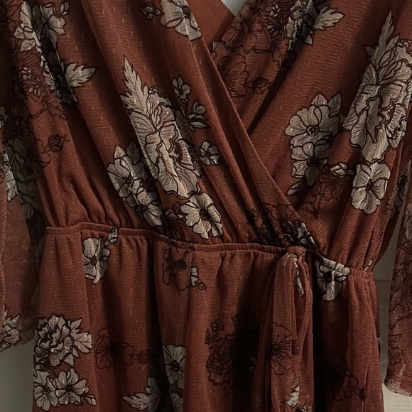 Spring Romper - Picture 2 of 3